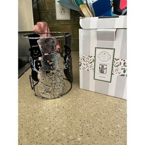Scentsy metal snowman warmer wrap